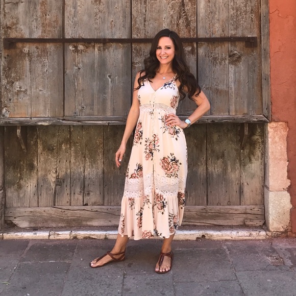 Peach floral midi maxi dress - Picture 2 of 3